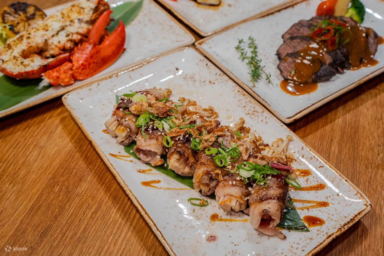 บุฟเฟต์ The Langham, ฮ่องกง | The Food Gallery | ปูขายาว, หอยนางรมสด, เนื้ออบ | บุฟเฟต์มื้อกลางวัน, บุฟเฟต์มื้อค่ำ